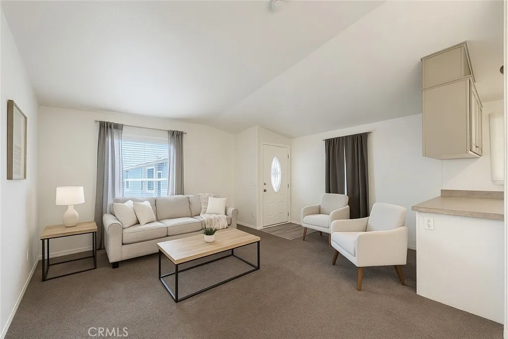 Additional image 18 of 721 E 9th St Unit 28, San Bernardino, CA 92410