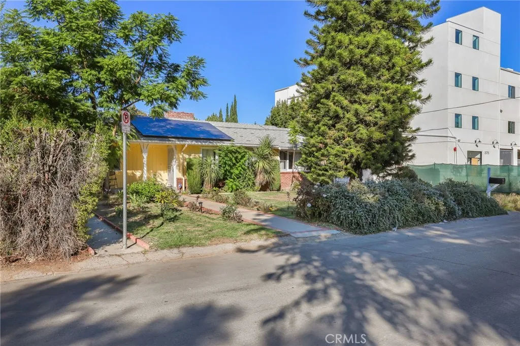 Additional image 5 of 15719 Vose Street, Lake Balboa, CA 91406
