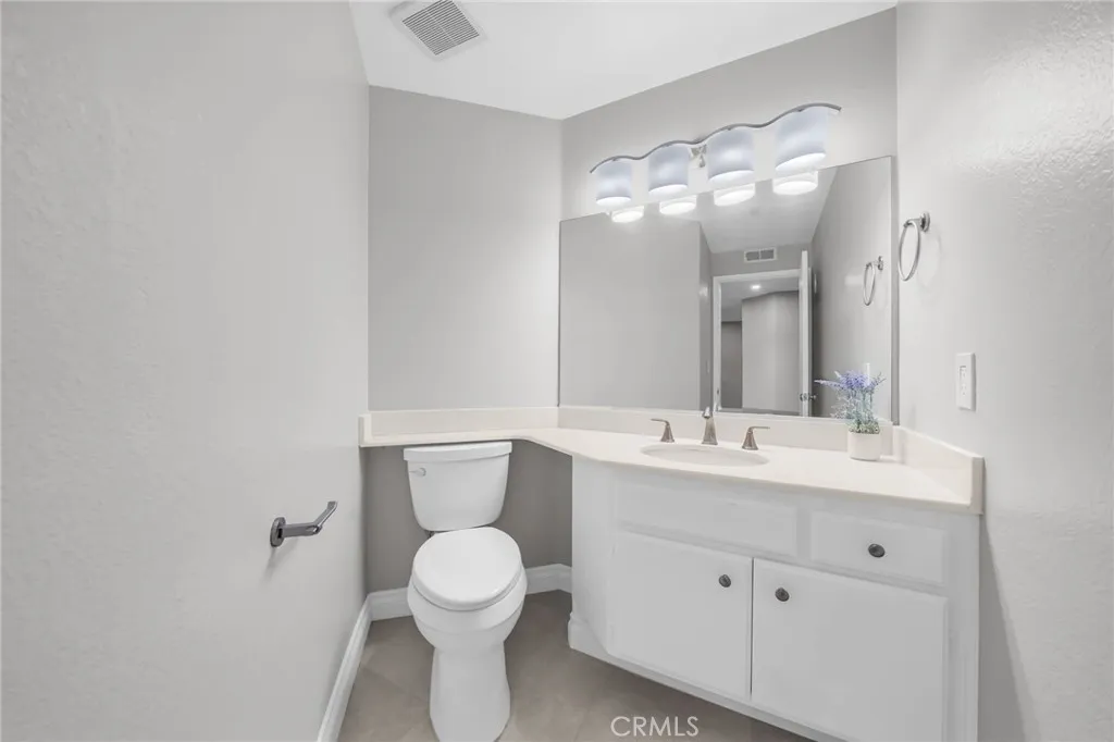 Additional image 16 of 2559 Plaza Del Amo Unit 215, Torrance, CA 90503