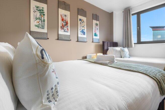 Additional image 38 of 165 Granville Street