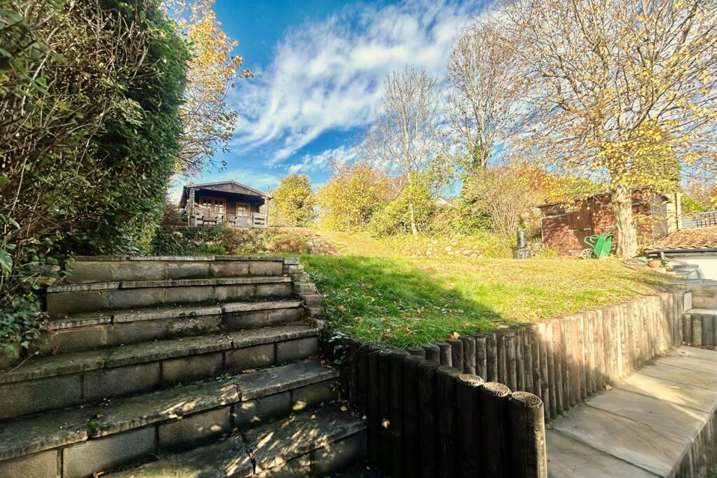 Additional image 22 of New Road, AL6