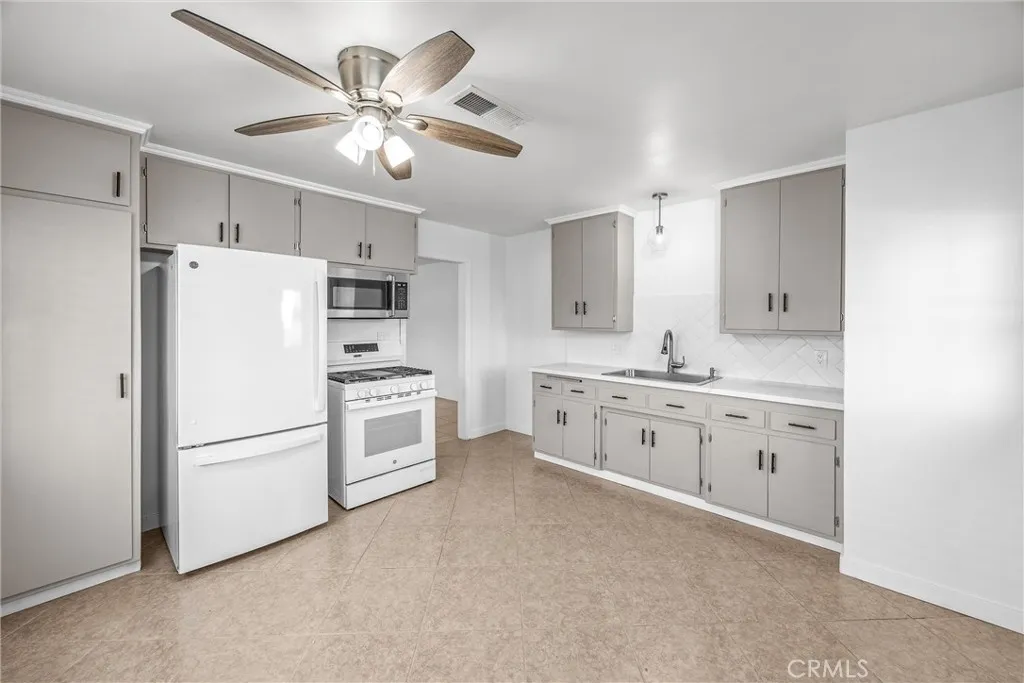 Additional image 52 of 12704 California Street, Yucaipa, CA 92399