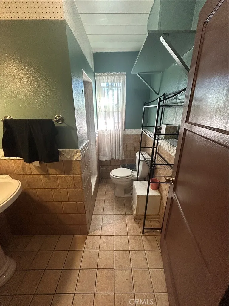 Additional image 72 of 467 W G Street, Colton, CA 92324