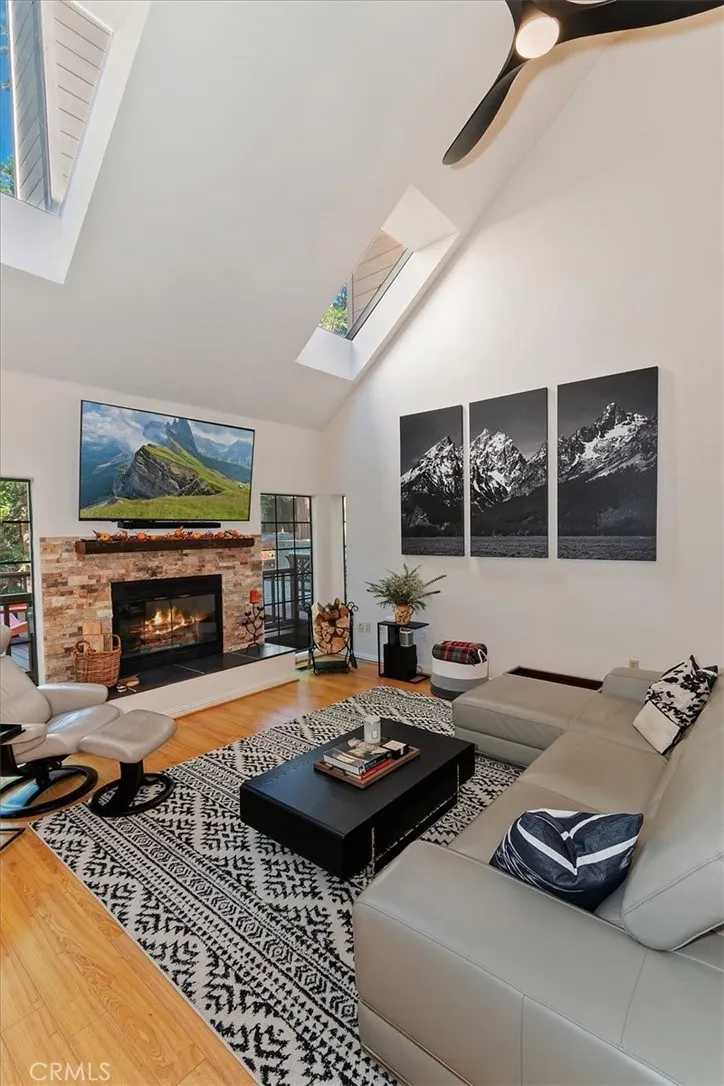 Additional image 43 of 27162 Peninsula Drive, Lake Arrowhead, CA 92352