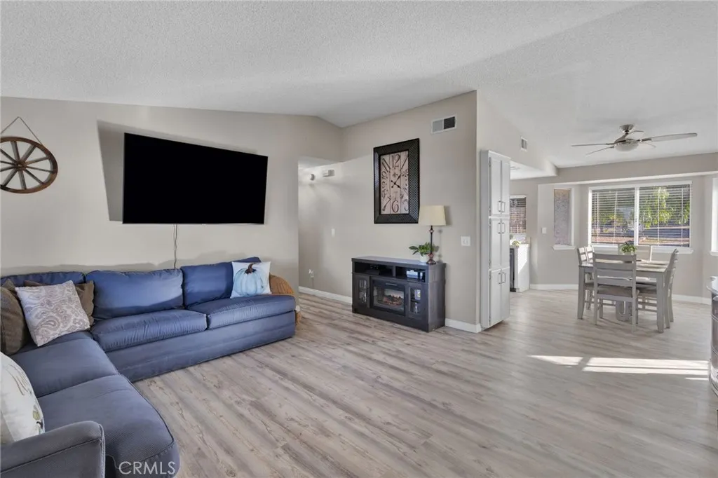 Additional image 61 of 15005 Mesquite Street, Hesperia, CA 92345