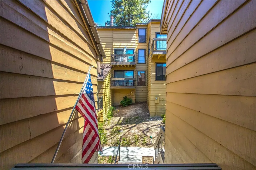 Additional image 59 of 27657 Peninsula Dr Unit 130, Lake Arrowhead, CA 92352