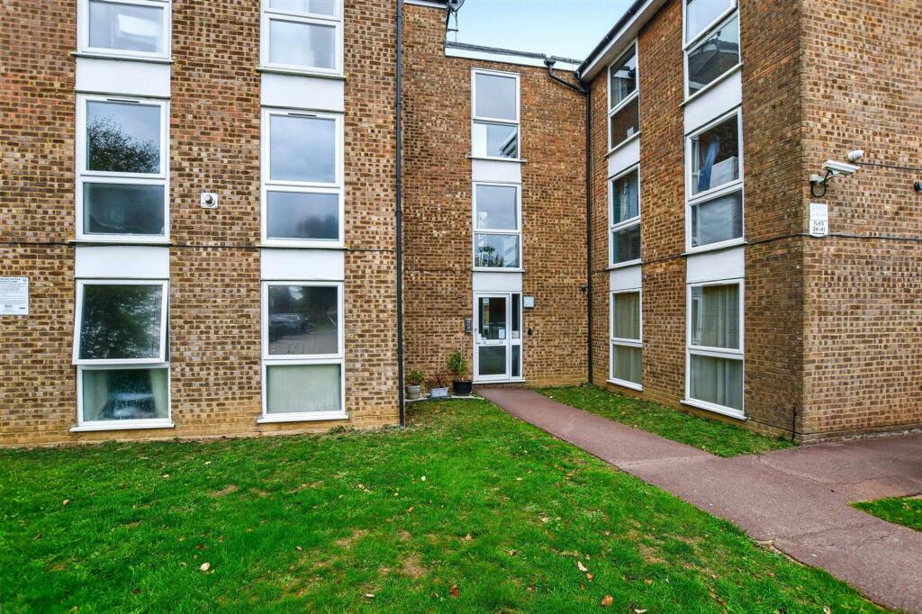 Wyedale, London Colney, AL2