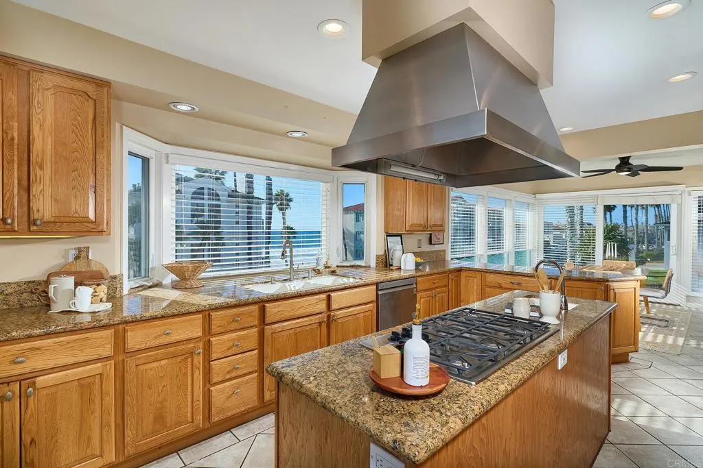 Additional image 63 of 1102 S. Pacific St., Oceanside, CA 92054