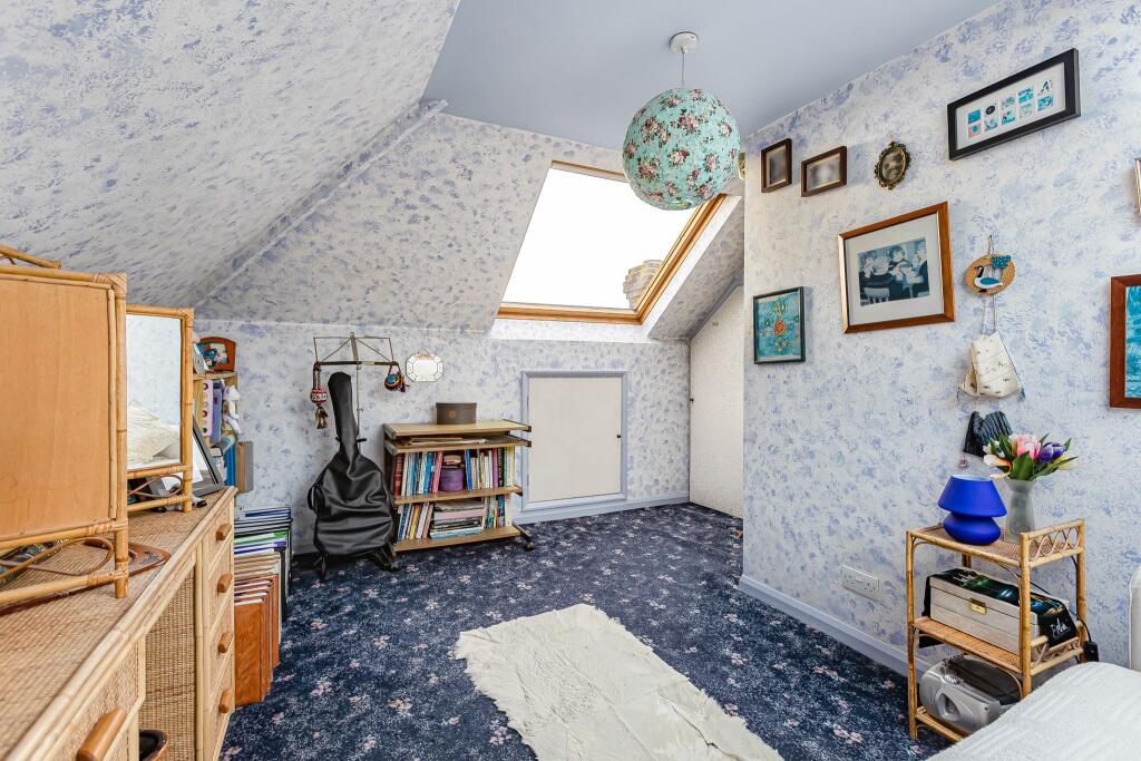 Additional image 22 of Bluebridge Avenue, Brookmans Park, AL9