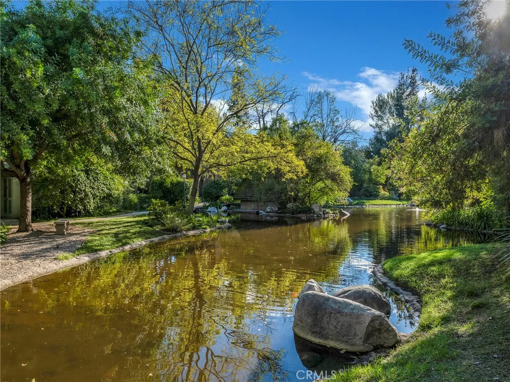 Additional image 84 of 7050 Shoup Ave #225, Canoga Park, CA 91303