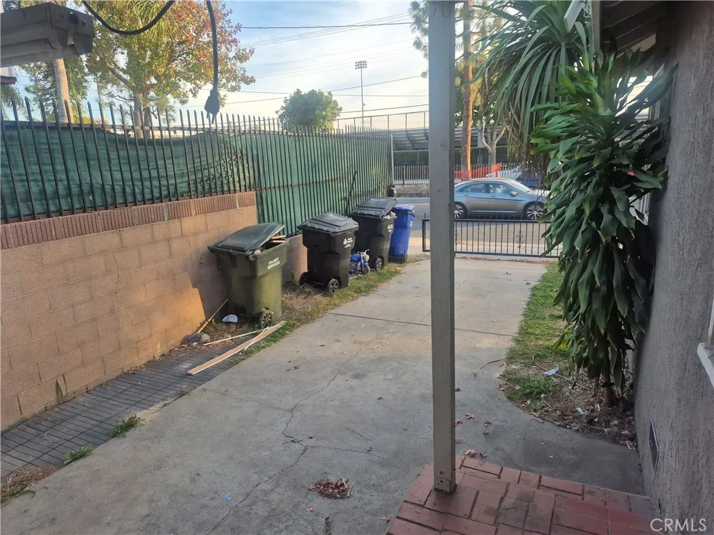 Property image for 8237 Rosecrans Ave, Paramount, CA 90723