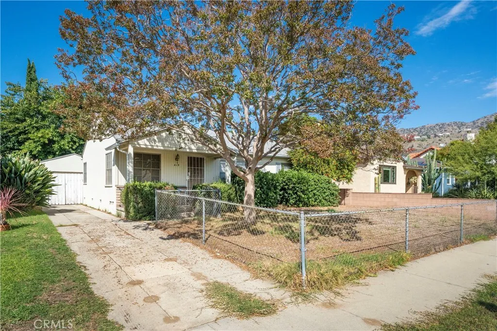 Additional image 4 of 419 Stanford Rd, Burbank, CA 91504