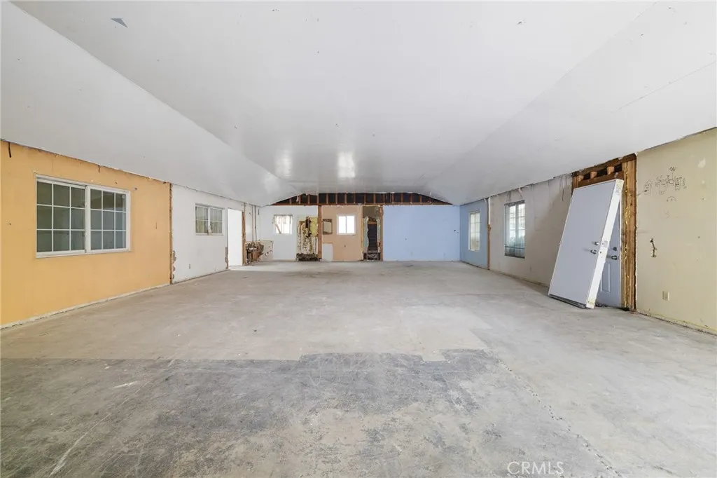 Additional image 39 of 24311 Wabuska St, Newhall, CA 91321