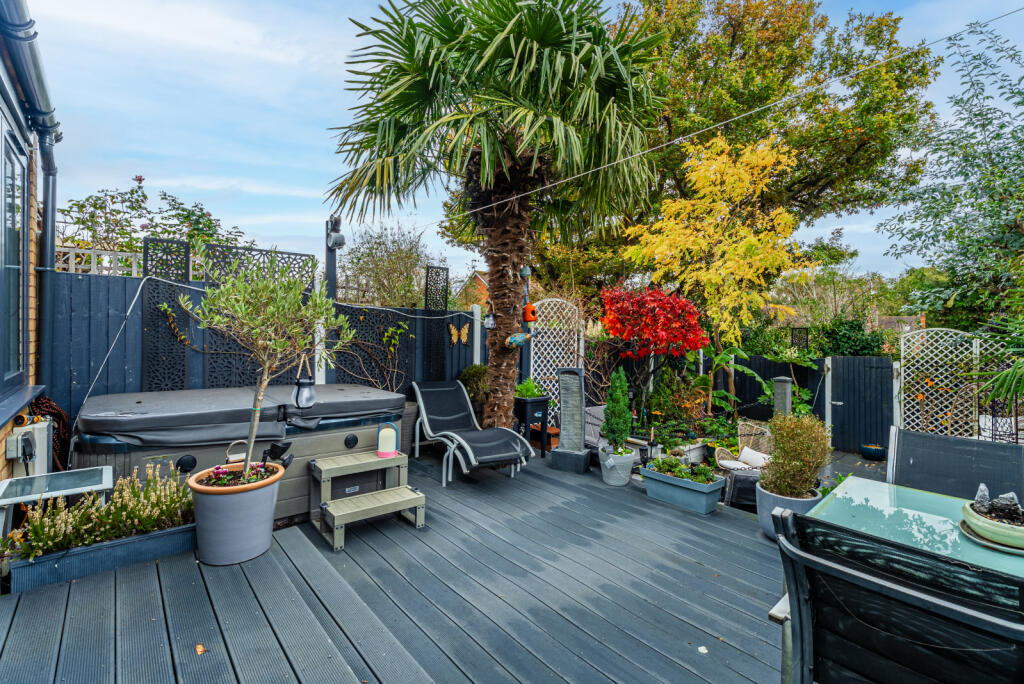 Additional image 21 of Farriday Close, Valley Road, St. Albans, Hertfordshire, AL3