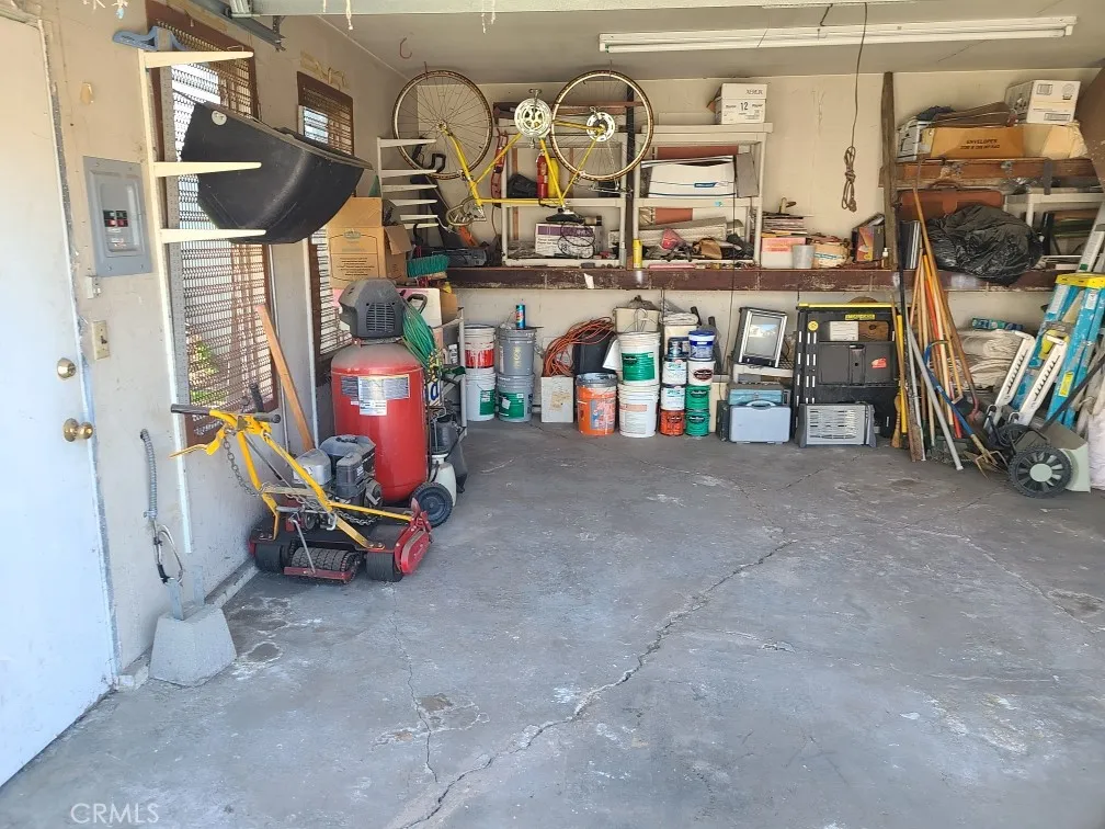 Additional image 40 of 10038 S St Andrews Pl, Los Angeles, CA 90047