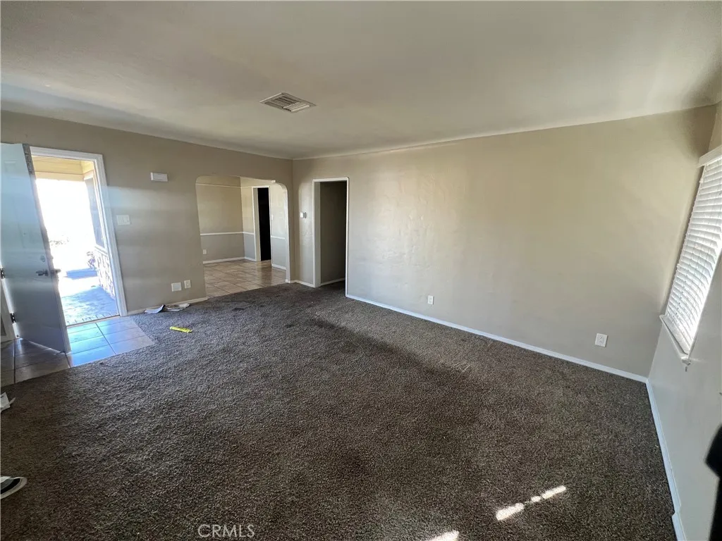 Additional image 9 of 1500 W 96th St, Los Angeles, CA 90047