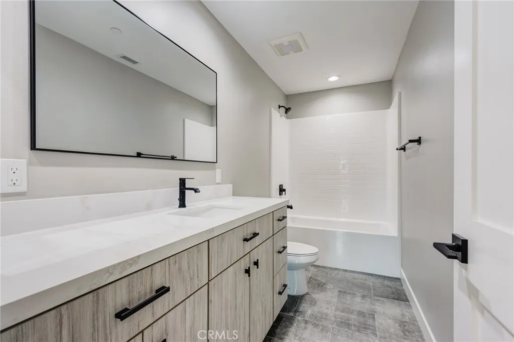 Additional image 43 of 6850 Braceo St, Oak Hills, CA 92344