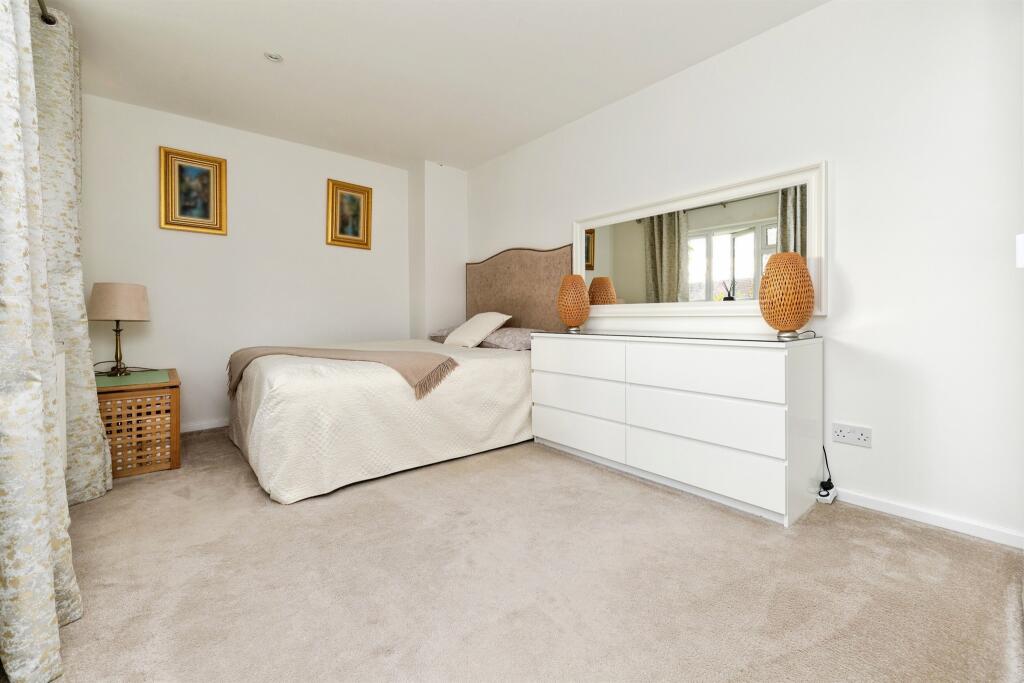 Additional image 14 of Great Break, Welwyn Garden City