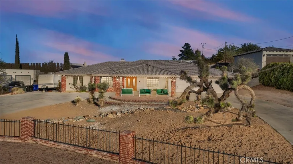 Additional image 138 of 20125 Eyota Rd, Apple Valley, CA 92308