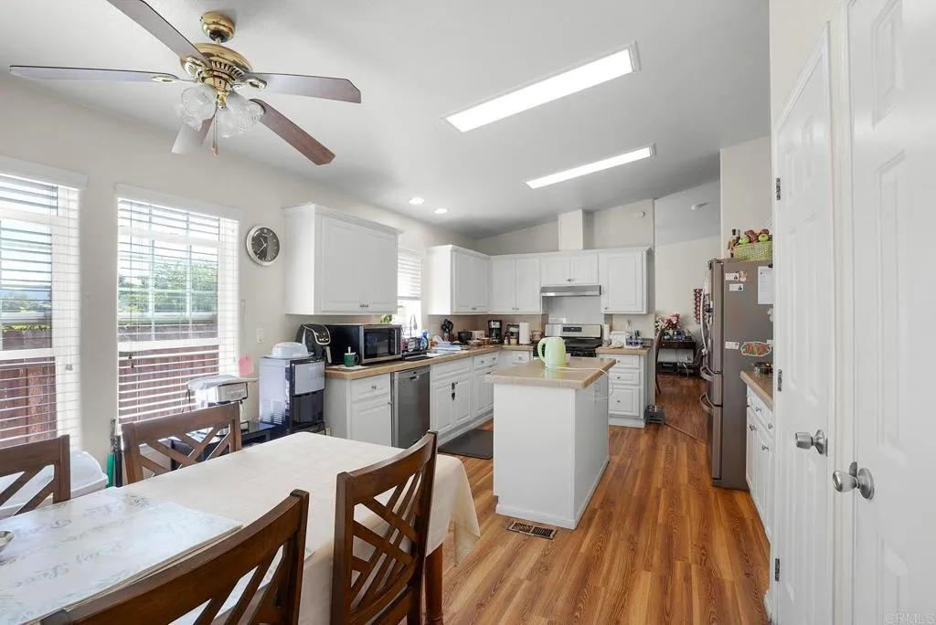 Additional image 37 of 3728 Linda Vista Drive, San Marcos, CA 92078