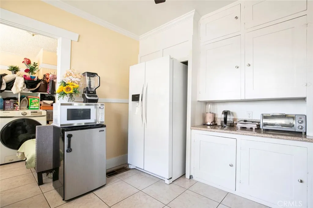 Additional image 31 of 408 E Del Mar Boulevard, Pasadena, CA 91101