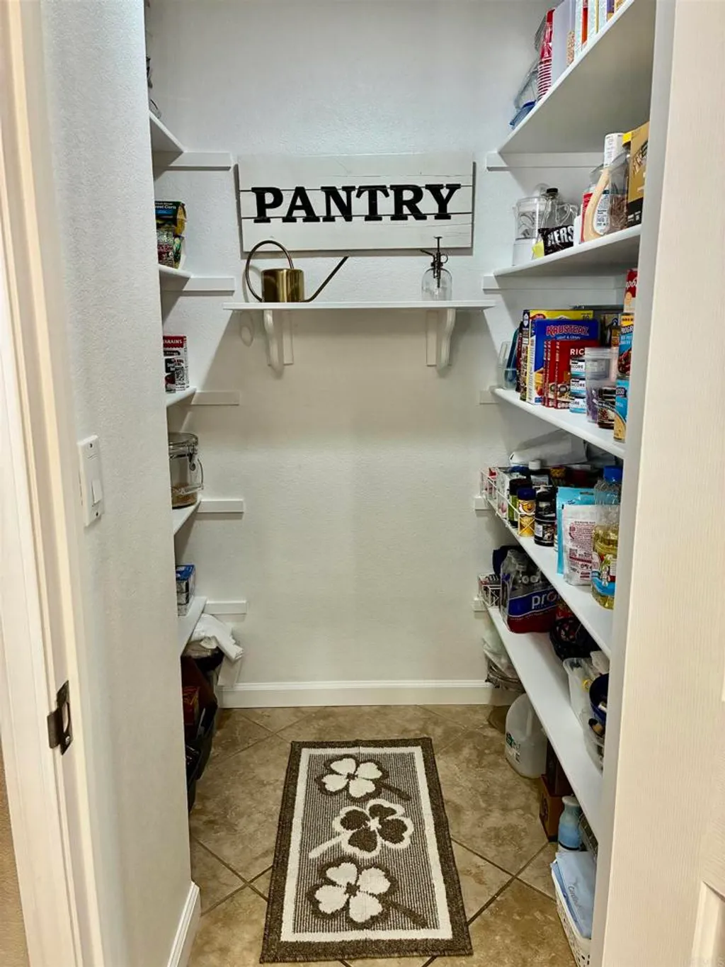 Property image for 40455 Via Tapadero, Murrieta, CA 92562