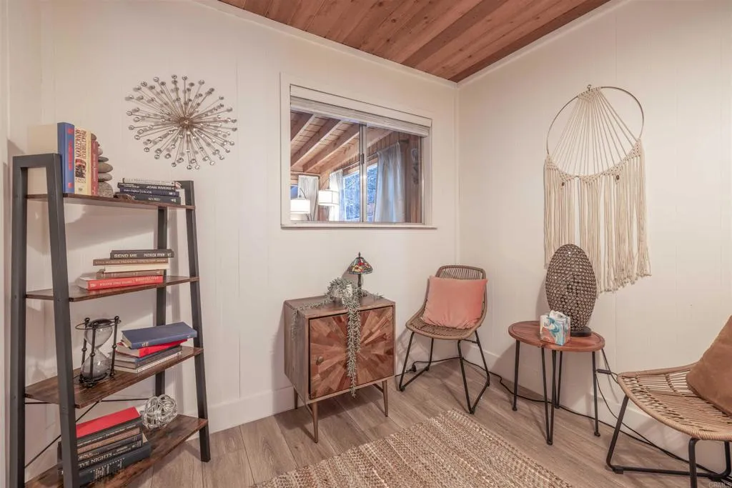 Additional image 47 of 271 Leonard Ln, Sugarloaf, CA 92386