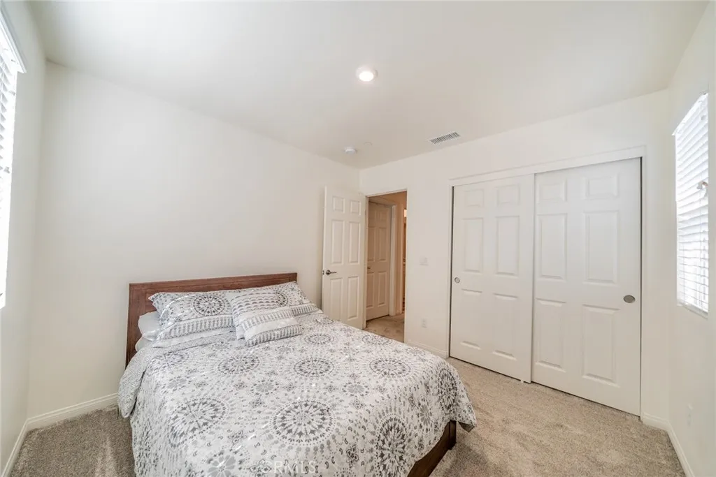 Additional image 77 of 214 Bonita Lane, Rialto, CA 92376