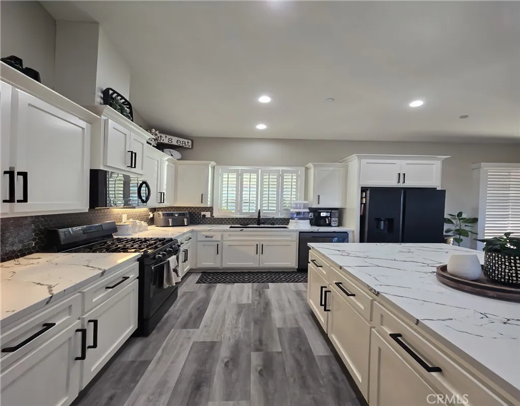 Additional image 20 of 22227 Skyline Dr, Apple Valley, CA 92308