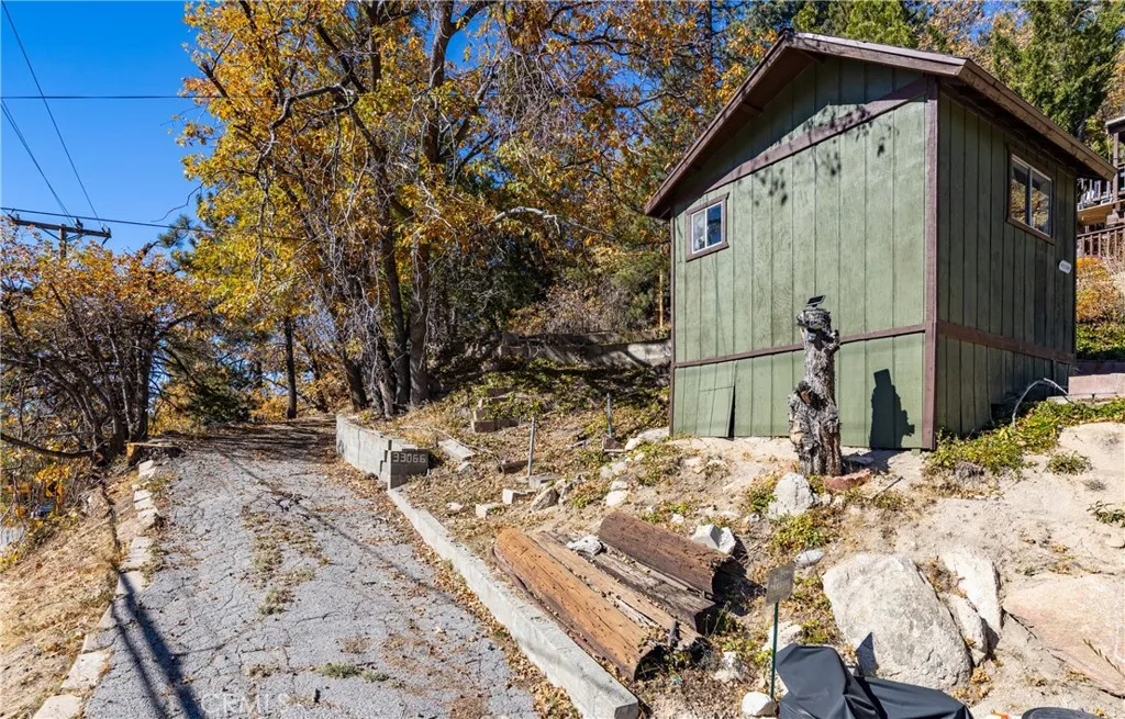 Additional image 24 of 33070 Hilltop Boulevard Blvd, Arrowbear, CA 92382