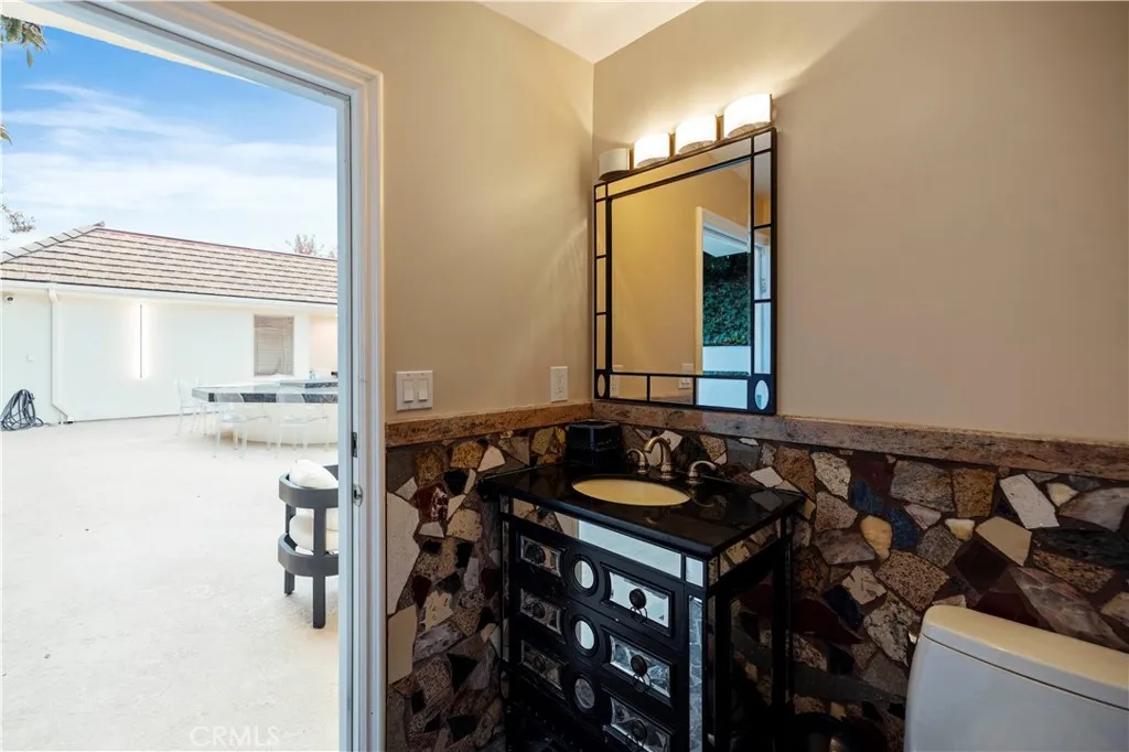 Additional image 48 of 4651 Ellenita Ave., Tarzana, CA 91356