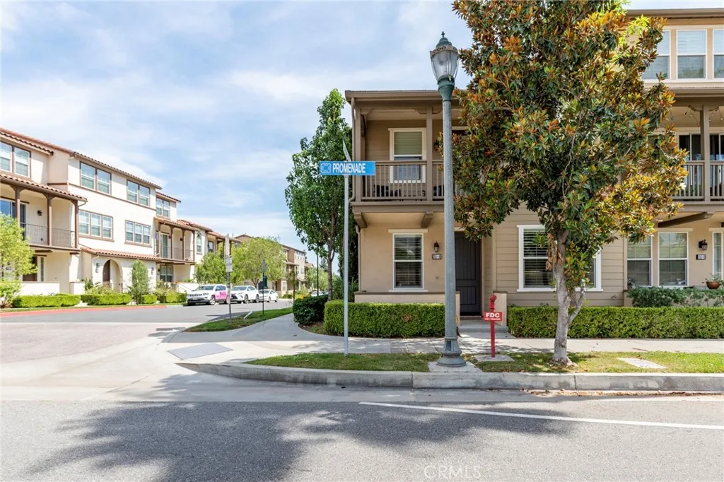 Additional image 3 of 816 E Promenade Unit A, Azusa, CA 91702