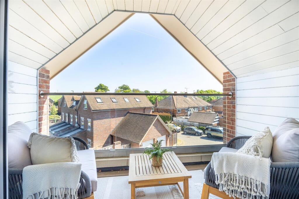 Additional image 10 of Green Lawns Close, Harpenden