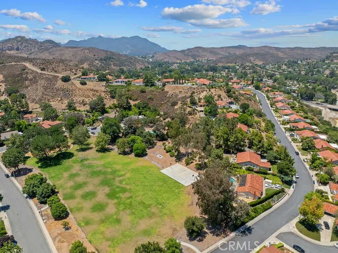 Additional image 115 of 2039 Channelford Road, Westlake Village, CA 91361