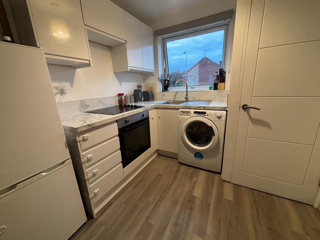 Additional image 7 of Meadow Close, London Colney, AL2