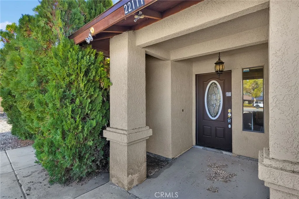 Additional image 6 of 22111 Isatis Ave, Apple Valley, CA 92307