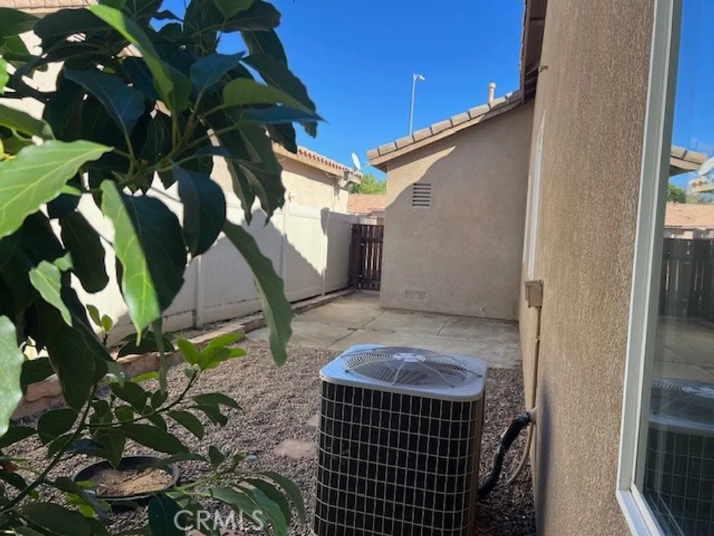 Additional image 35 of 581 Dorothy Anna Dr, Banning, CA 92220