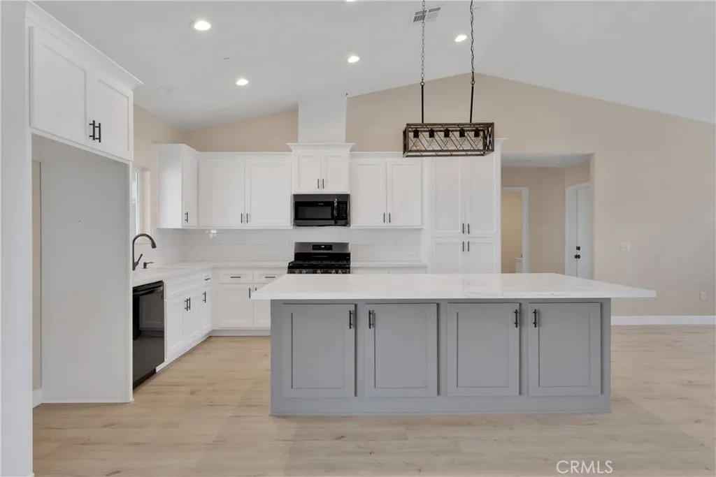 Additional image 33 of 22520 Houston Street, Apple Valley, CA 92308