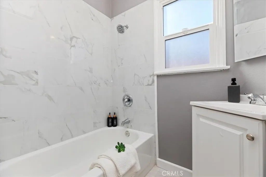 Additional image 74 of 1905 W 115th St, Los Angeles, CA 90047