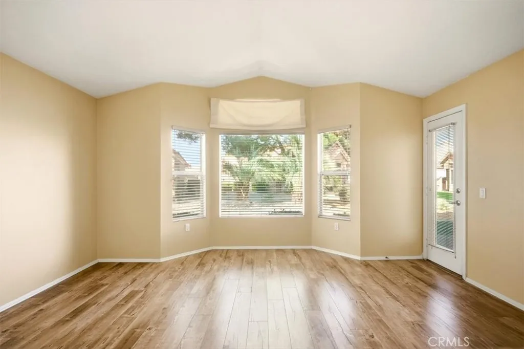 Additional image 53 of 19146 Oak St, Apple Valley, CA 92308