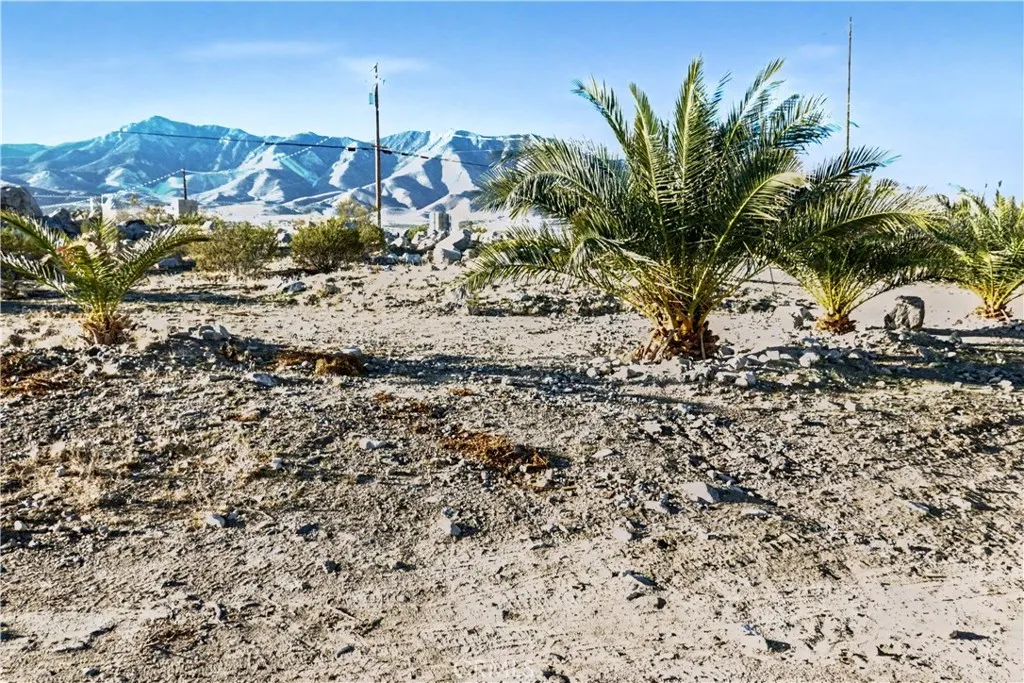 Additional image 63 of 30788 Buenos Aires Rd, Lucerne Valley, CA 92356