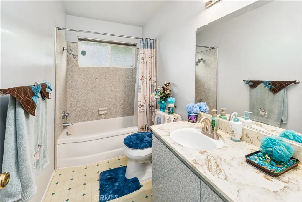 Additional image 18 of 885 E Home St, Rialto, CA 92376