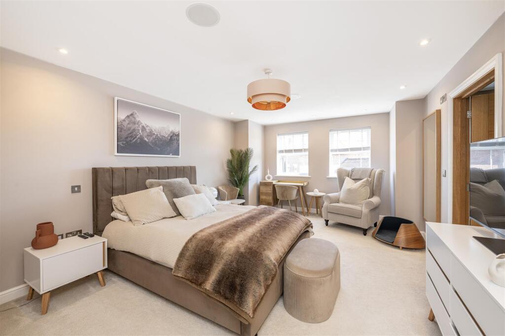 Additional image 8 of Green Lawns Close, Harpenden