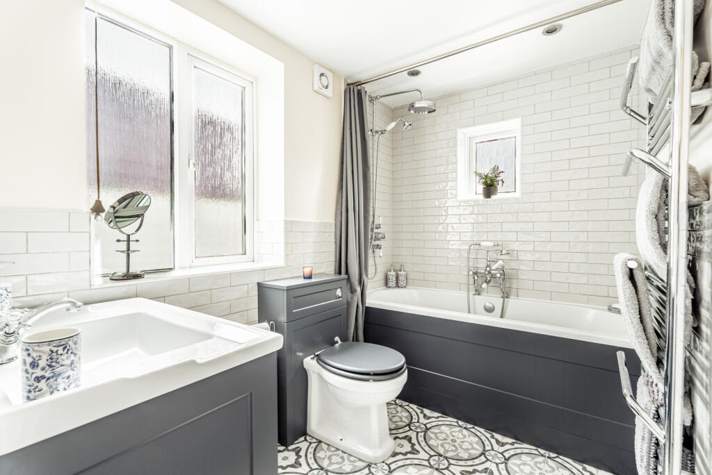 Additional image 8 of High Street, London Colney, St. Albans, Hertfordshire, AL2