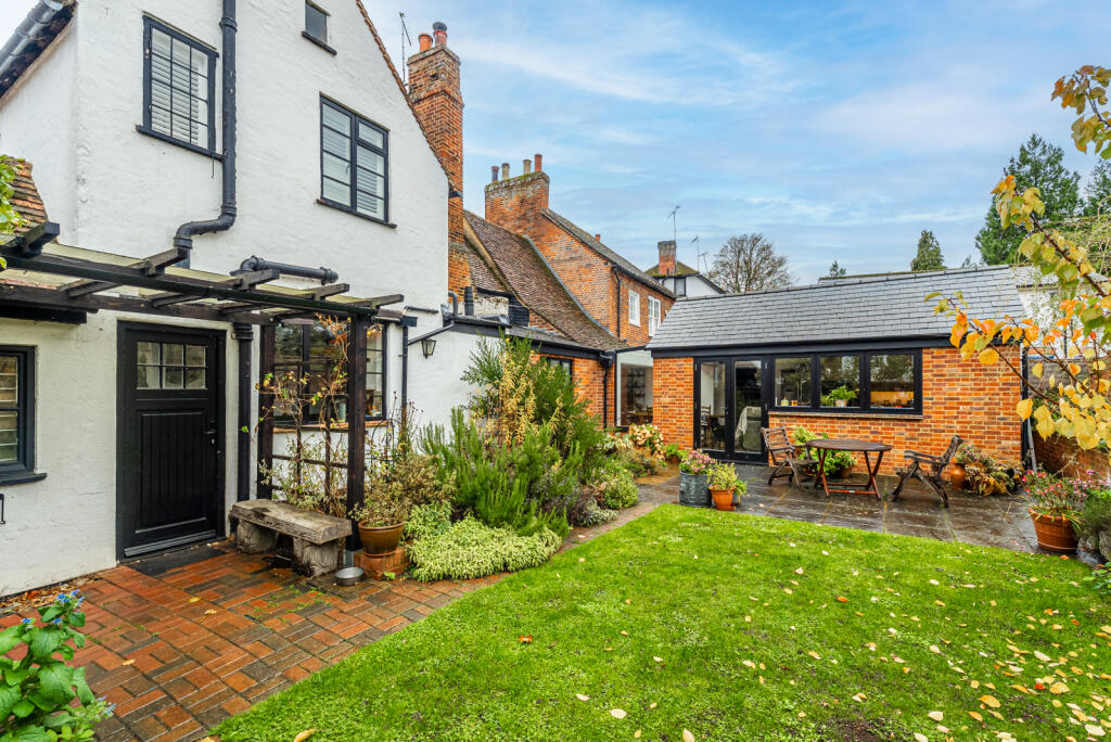 Additional image 19 of High Street, Wheathampstead, St. Albans, Hertfordshire, AL4