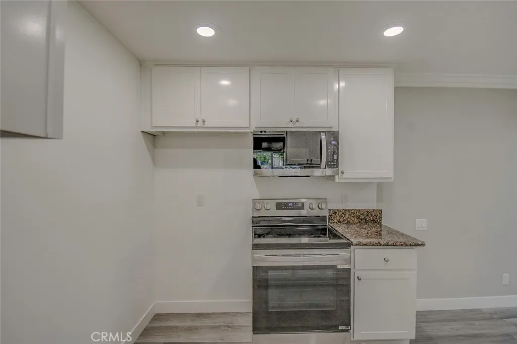 Additional image 7 of 21941 Rimhurst Dr Unit D, Lake Forest, CA 92630