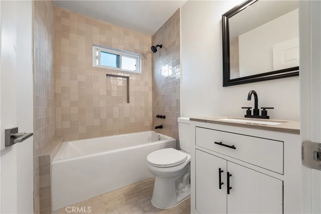 Additional image 47 of 2002 N Salinas Ave, Los Angeles, CA 90059