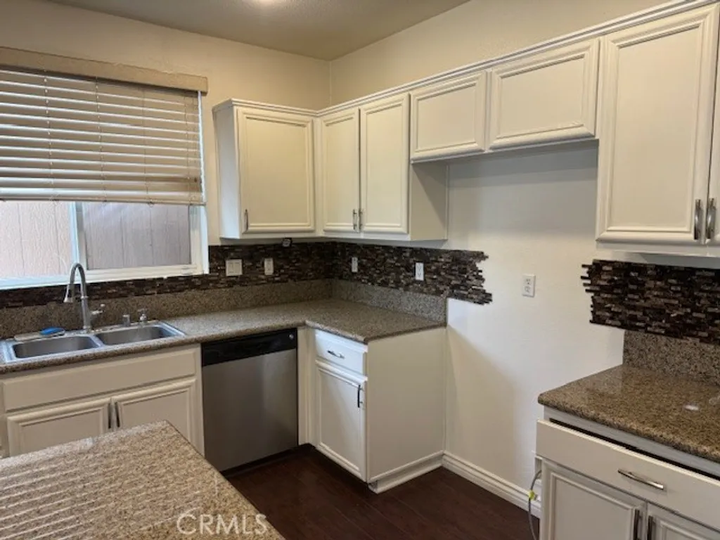 Additional image 11 of 2401 W Avenue P12, Palmdale, CA 93551