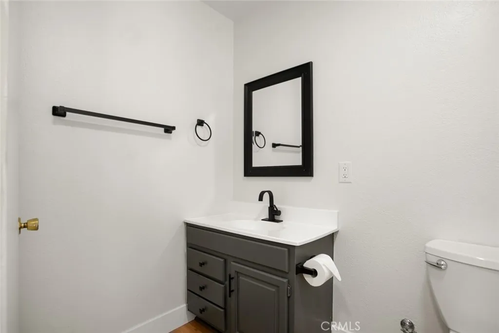 Additional image 16 of 8216 Glencrest, Sun Valley, CA 91352