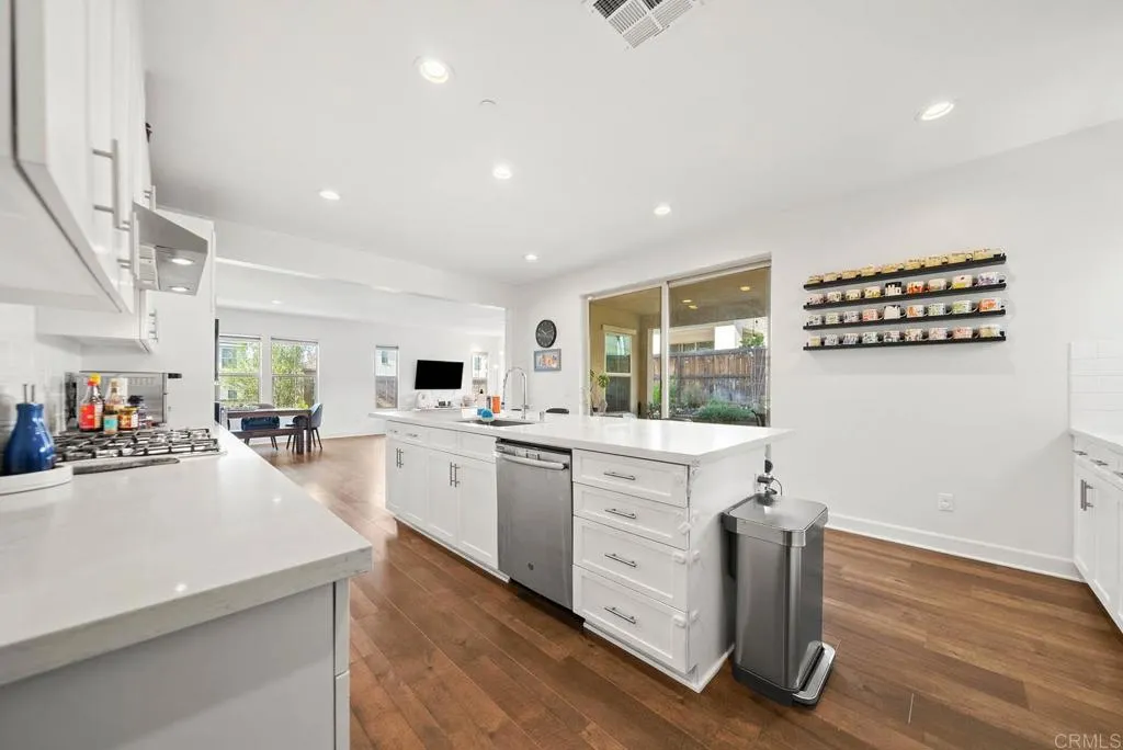 Additional image 18 of 1061 Calle Pilares, Chula Vista, CA 91913